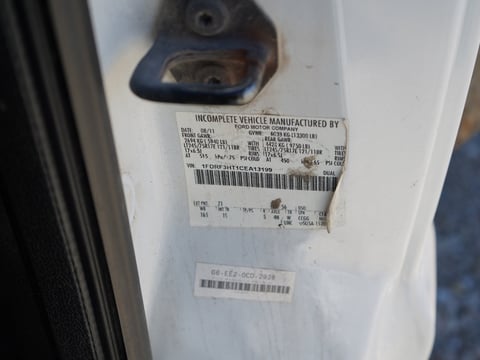 2012 Ford F-350 Flatbed Truck — photo 7