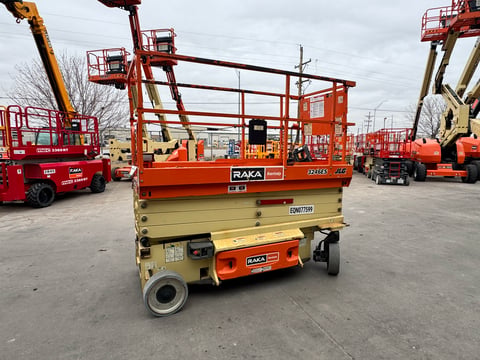 2018 JLG 3246ES Electric Scissor Lift — photo 4