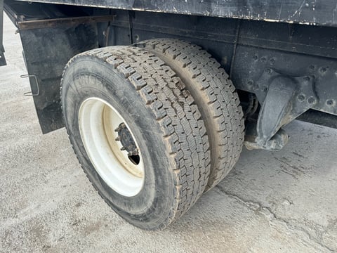 2023 Freightliner M2 106 17ft Flatbed Truck — photo 41