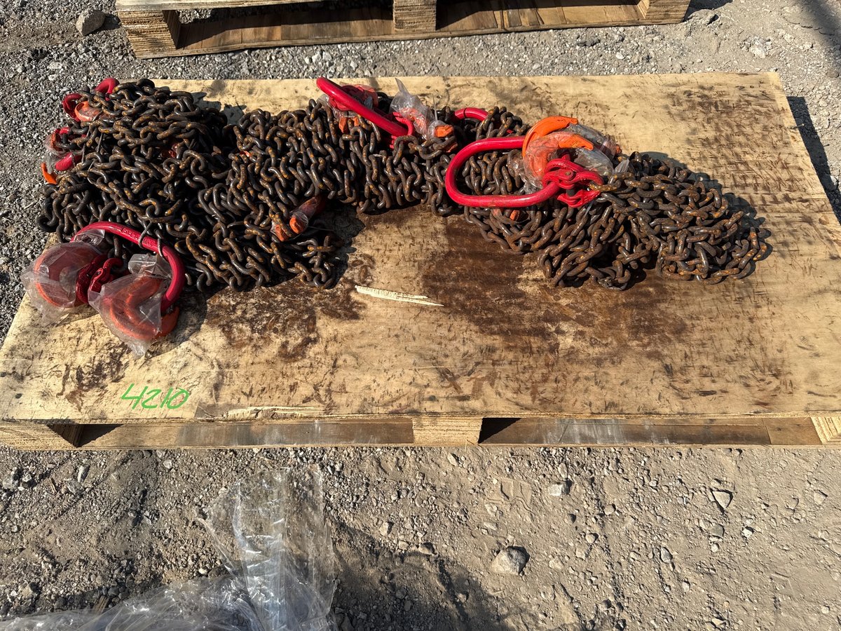 LandHonor Pallet of (8) 7ft Double Leg Lifting Chain Slings