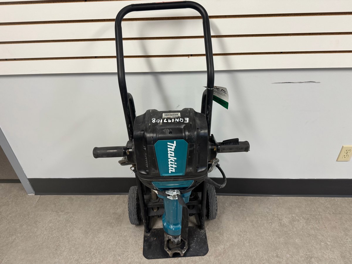 MAKITA HM1812 BREAKER HAMMER