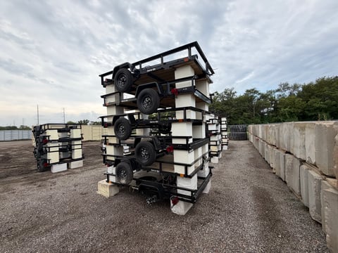 Qty of (6) 2027 Carry-On Trailers Z5X8GW2K — photo 4