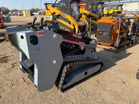 2026 SDLANCH SSL1200 Diesel Skid Steer Loader (Unused) — photo 3