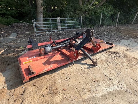 Bush Hog 2512 — photo 1