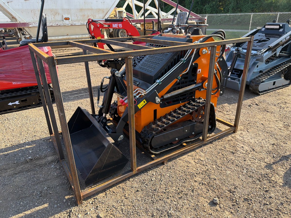 2025 LandHonor LHR-HT380Q1 Mini Skid Steer Loader (Unused)