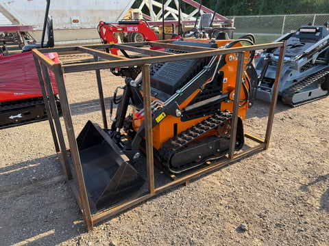 2025 LandHonor LHR-HT380Q1 Mini Skid Steer Loader (Unused) — photo 1