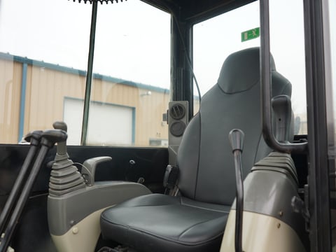 2014 Caterpillar 305.5E Mini Excavator — photo 9