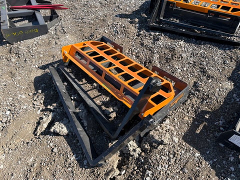 2026 LandHonor PF-11-3500G 42in Skid Steer Pallet Forks, 4,000 LB (Unused) — photo 1