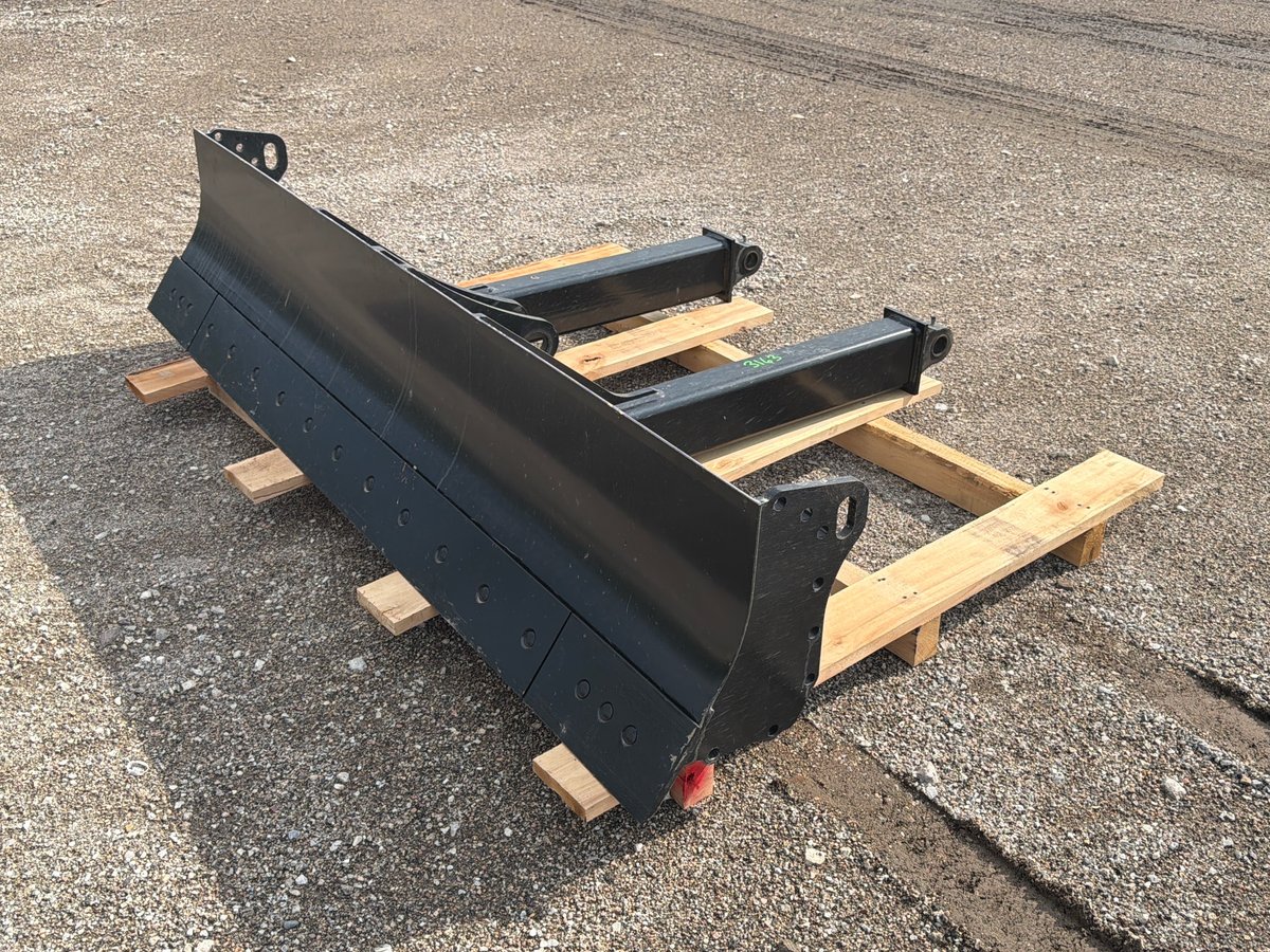 UNUSED CATERPILLAR 308 TAKE OFF STRAIGHT BLADE