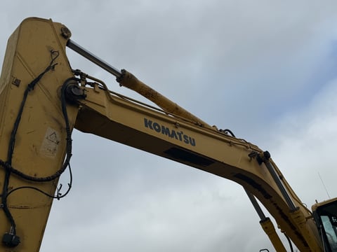 1996 Komatsu PC220LC-6LC Hydraulic Excavator — photo 59