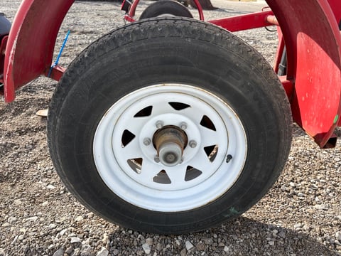 2016 Spirit of America 45LR Hydraulic Pallet Fork Trailer — photo 13