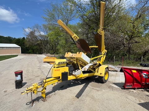 44" Vermeer Tree Spade Portable — photo 1