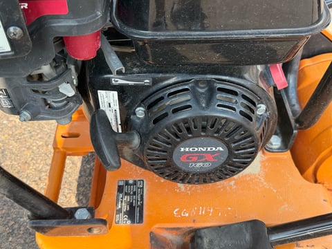 Multiquip MVC88VTH Plate Compactor — photo 6