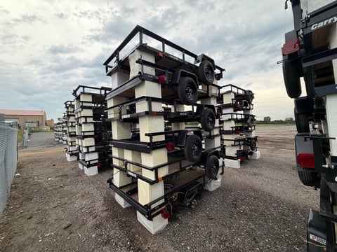 Qty of (6) 2027 Carry-On Trailers Z5X8GW2K — photo 3