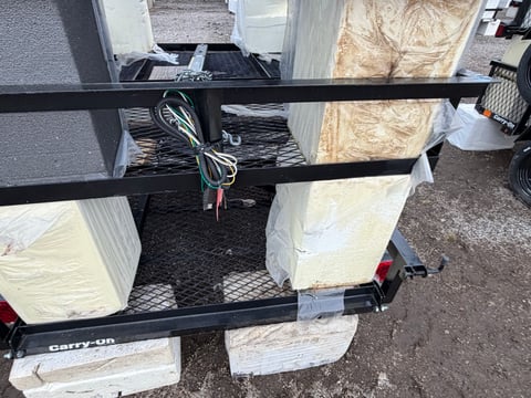 Qty of (3) 2027 Carry-On Trailers Z5X8GW2K — photo 6