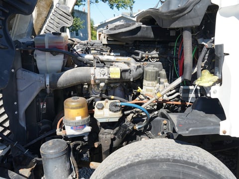 2011 Freightliner Cascadia T/A Sleeper Truck — photo 28