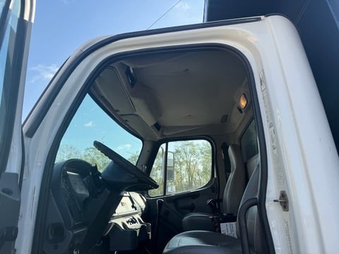 2007 Freightliner M2 106 S/A Dump Truck — photo 18