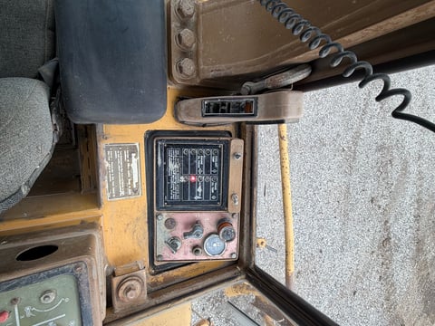 1984 Caterpillar 963 Crawler Loader — photo 41