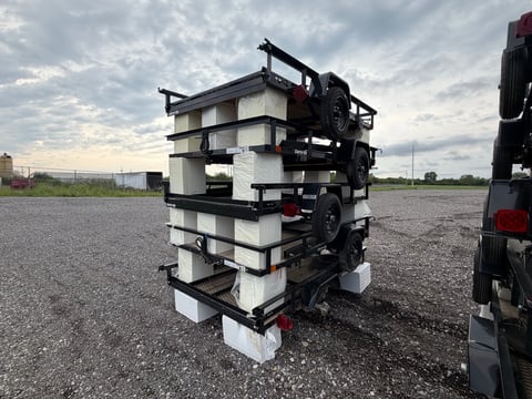 Qty of (5) 2027 Carry-On Trailers Z5X8GW2K — photo 4
