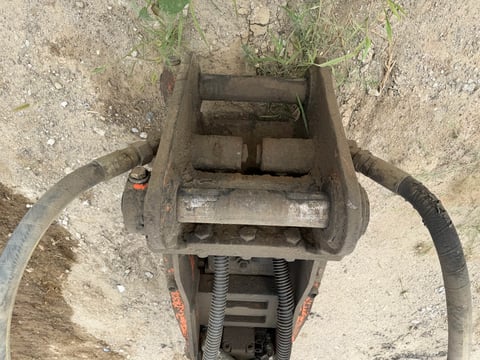 NPK GH-10 Hydraulic Breaker Hammer — photo 8