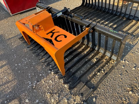 Kit Containers 76" Skid Steer Skeleton Grapple Single Cylinder — photo 1