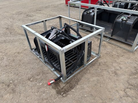 LandHonor MRB-72-44W 44in Mini Skid Steer Rock Grapple — photo 1
