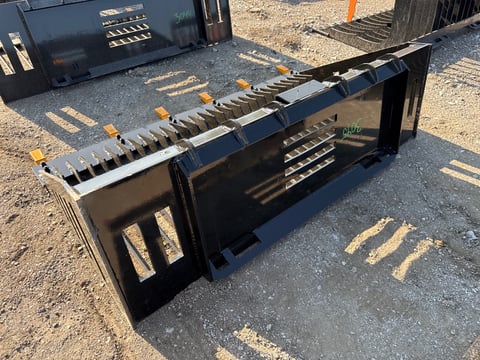 2026 Giyi Gy-RB66 Skid Steer Rock Bucket (Unused) — photo 4