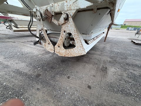 2002 Ranch Manufacturing Belly Dump Trailer — photo 12