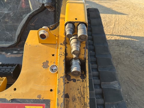 2018 Caterpillar 299D2 XHP Forestry Package Compact Track Loader - No Mulcher Head - Inoperable, Needs New Engine, Selling As-Is — photo 8