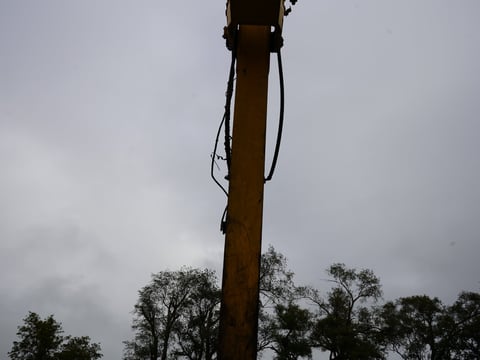 1996 Komatsu PC220LC-6LC Hydraulic Excavator — photo 28
