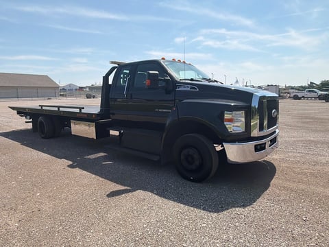 2017 Ford F650 SD Rollback Tow Truck — photo 3