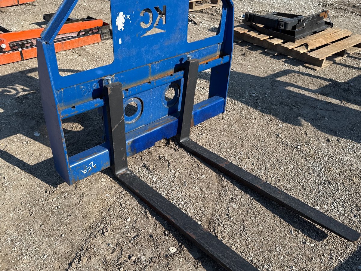 Kit Containers Skid Steer Pallet Fork Attachment