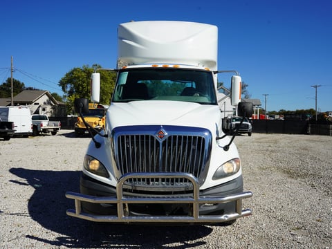 2016 International LF687 ProStar+ T/A Daycab Truck Tractor — photo 2