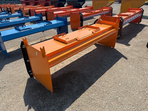 Kit Containers 8' Skid Steer Pusher with Replaceable Shoes and Blade — photo 2