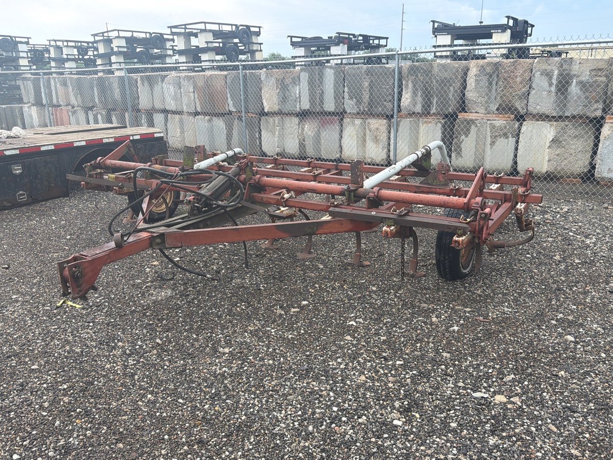 International Harvester 45 Vibra Shank Field Cultivator