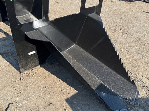 Kit Containers 40" Skid Steer Tree Spade — photo 1
