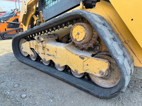2019 Caterpillar 259D Compact Track Loader - As-Is — photo 11
