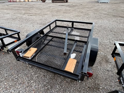 Carry-On 4ft x 6ft Mesh Floor Utility Trailer — No Title, Bill of Sale Only — photo 4