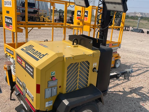 Inoperable Allmand NLPRO11 Towable Light Tower  — photo 3