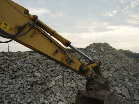 2006 Komatsu PC220LC-8 Hydraulic Excavator — photo 17