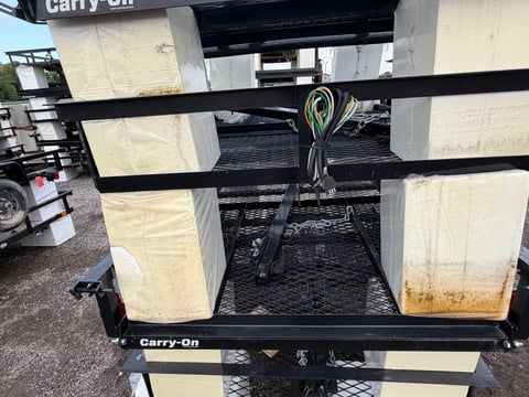 Qty of (4) 2027 Carry-On Trailers Z5X8GW2K — photo 5