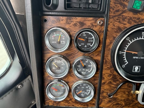 1998 Kenworth T800 T/A  Allison Automatic - Sleeper Truck — photo 17