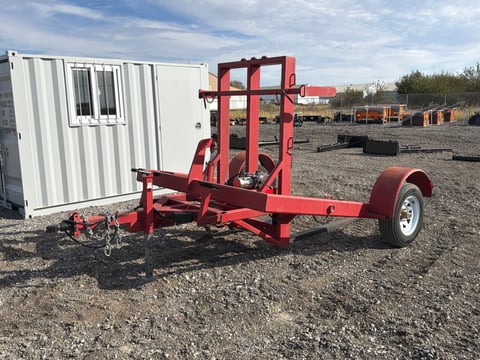2016 Spirit of America 45LR Hydraulic Pallet Fork Trailer — photo 1