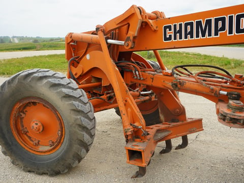 Champion 710A Motor Grader — photo 8