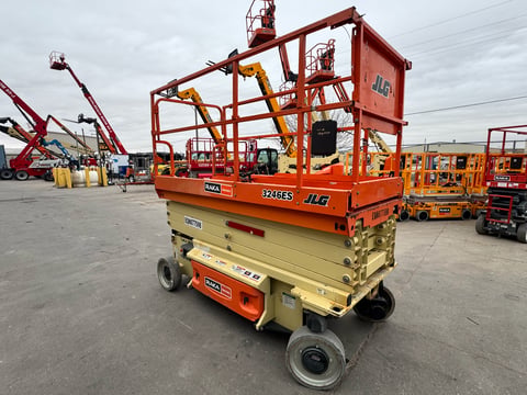 2018 JLG 3246ES Electric Scissor Lift — photo 3