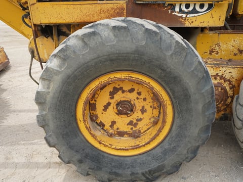 Allis Chalmers M100 Motor Grader — photo 10