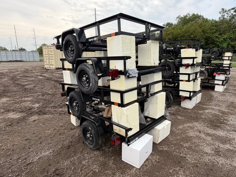 Qty of (4) 2027 Carry-On Trailers Z5X8GW2K — photo 4