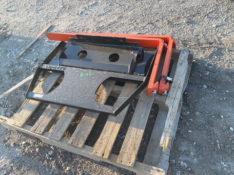 Kit Containers 36" Mini Universal Attach Fork Frame W/36" Forks — photo 3