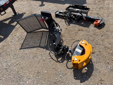 2026 Giyi Gy-MRG69 Mini Skid Steer Rotating Gripper (Unused) — photo 3