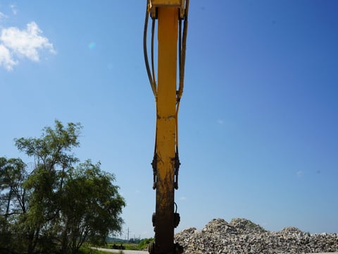 2002 Komatsu PC220LC-7L Hydraulic Excavator — photo 24